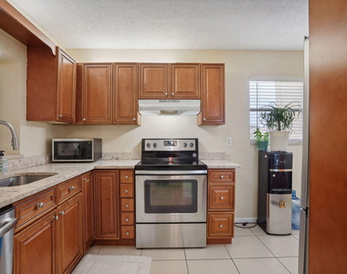2825 Sw 22nd Avenue - Photo Thumbnail 22