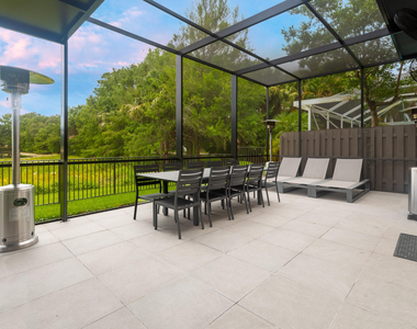 8216 Heritage Club Drive - Photo Thumbnail 28