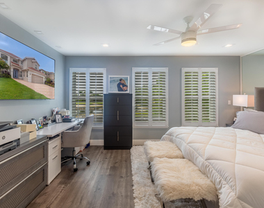 8216 Heritage Club Drive - Photo Thumbnail 17