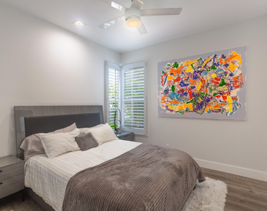 8216 Heritage Club Drive - Photo Thumbnail 26