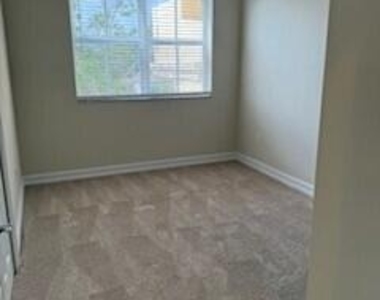 4520 Pga Boulevard - Photo Thumbnail 3