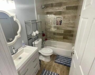 601 N E Street - Photo Thumbnail 7