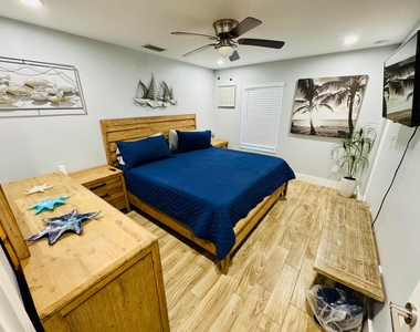 601 N E Street - Photo Thumbnail 14
