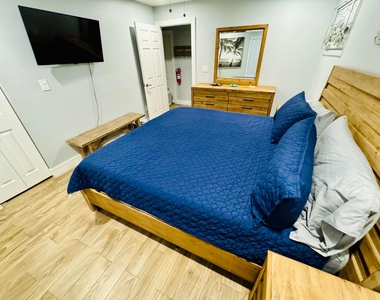 601 N E Street - Photo Thumbnail 13