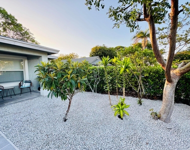 601 N E Street - Photo Thumbnail 20