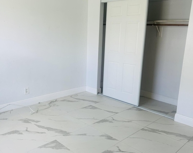 1471 Nw 20th Street - Photo Thumbnail 5