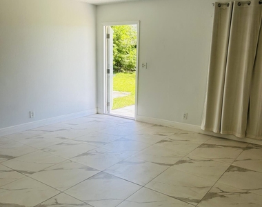 1471 Nw 20th Street - Photo Thumbnail 12