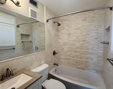 4501 Ne 21 Avenue - Photo Thumbnail 15