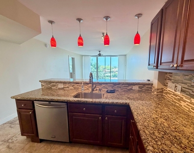 4501 Ne 21 Avenue - Photo Thumbnail 14