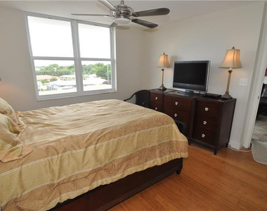 4501 Ne 21 Avenue - Photo Thumbnail 4