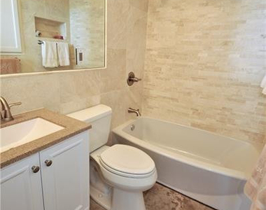 4501 Ne 21 Avenue - Photo Thumbnail 5