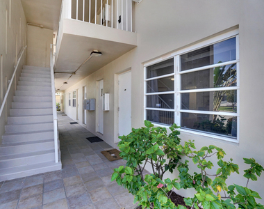 3212 Ne 9th - Photo Thumbnail 18