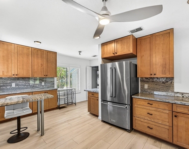 5662 Se Schooner Oaks Way - Photo Thumbnail 11