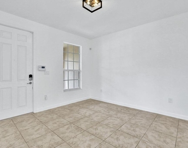 9081 Sw 169th Court - Photo Thumbnail 13