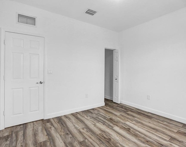 9081 Sw 169th Court - Photo Thumbnail 27