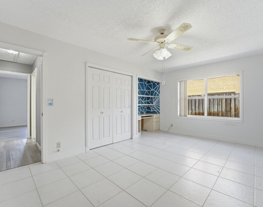 9284 Laurel Green Drive - Photo Thumbnail 22