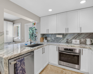 122 Andrews Avenue - Photo Thumbnail 21