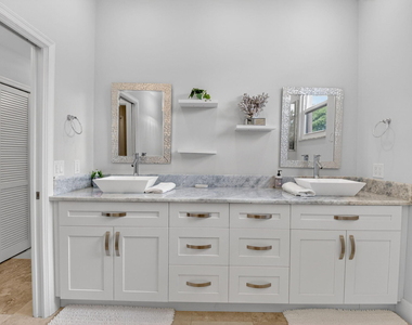 122 Andrews Avenue - Photo Thumbnail 39