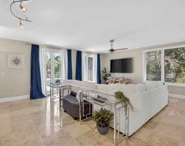122 Andrews Avenue - Photo Thumbnail 12