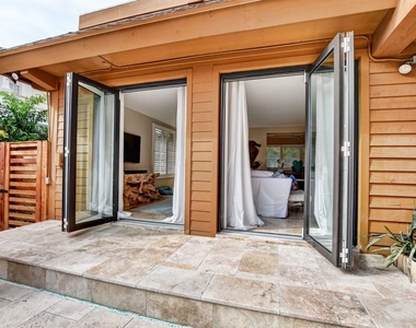 122 Andrews Avenue - Photo Thumbnail 6