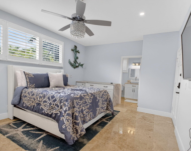 122 Andrews Avenue - Photo Thumbnail 30