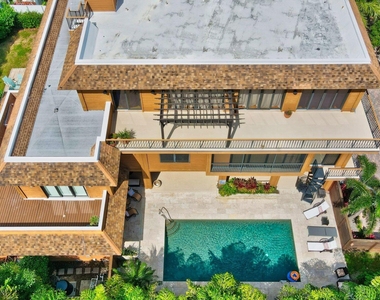 122 Andrews Avenue - Photo Thumbnail 5