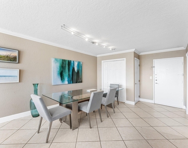 1600 S Ocean Drive - Photo Thumbnail 3