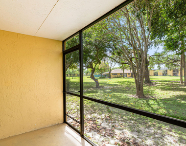 507 Meadows Circle - Photo Thumbnail 20