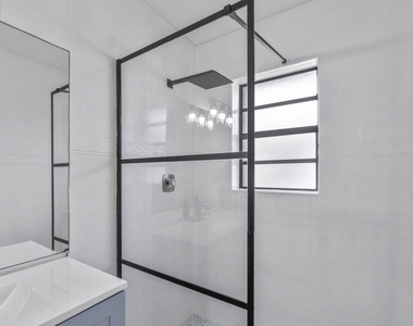 1620 Granfern Avenue - Photo Thumbnail 22