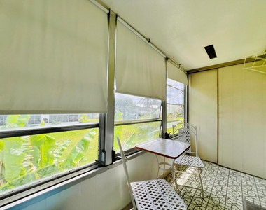 142 Cambridge F - Photo Thumbnail 9