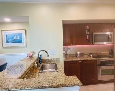 975 Nw Flagler Avenue - Photo Thumbnail 4