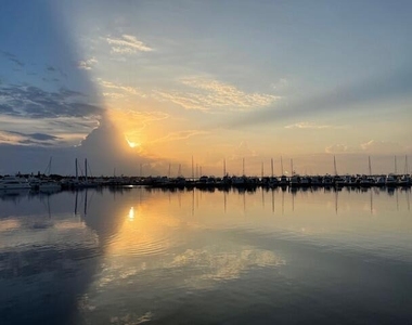 975 Nw Flagler Avenue - Photo Thumbnail 25