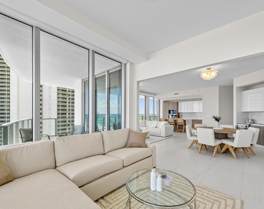 3100 N Ocean Drive - Photo Thumbnail 7