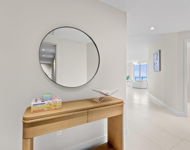 3100 N Ocean Drive - Photo Thumbnail 15