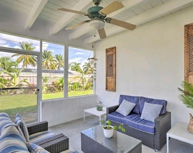 1036 Coral Drive - Photo Thumbnail 24