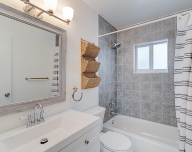 1036 Coral Drive - Photo Thumbnail 20