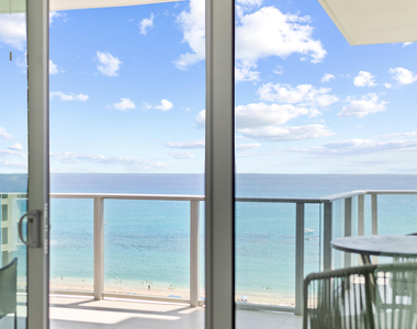 3100 N Ocean Drive - Photo Thumbnail 39