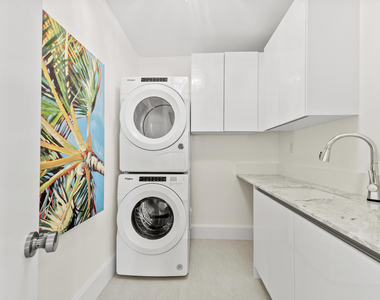 3100 N Ocean Drive - Photo Thumbnail 46