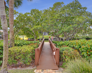 18669 Se Palm Island Lane - Photo Thumbnail 42