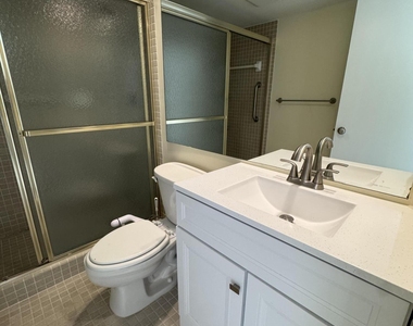 5200 N Flagler Drive - Photo Thumbnail 19