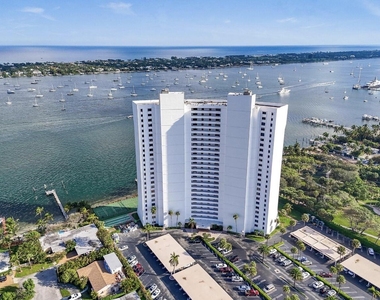 5200 N Flagler Drive - Photo Thumbnail 2