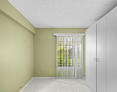 2500 Fiore Way - Photo Thumbnail 14