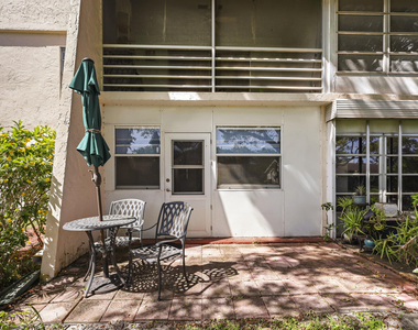 2500 Fiore Way - Photo Thumbnail 16