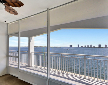 100 Shore Court - Photo Thumbnail 5