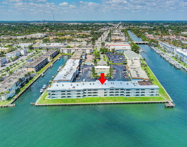 100 Shore Court - Photo Thumbnail 36