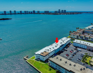 100 Shore Court - Photo Thumbnail 37