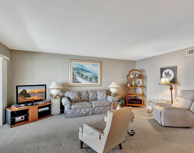 100 Shore Court - Photo Thumbnail 11