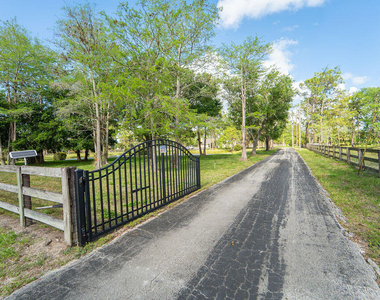 5562 Reynolds Road - Photo Thumbnail 35