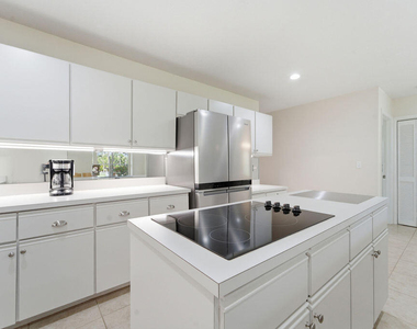 5562 Reynolds Road - Photo Thumbnail 16