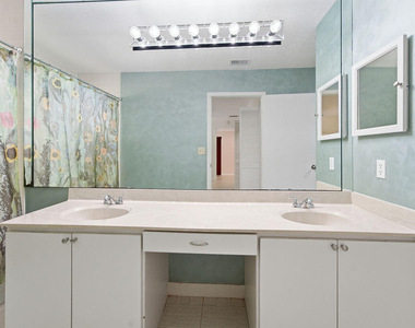 5562 Reynolds Road - Photo Thumbnail 9
